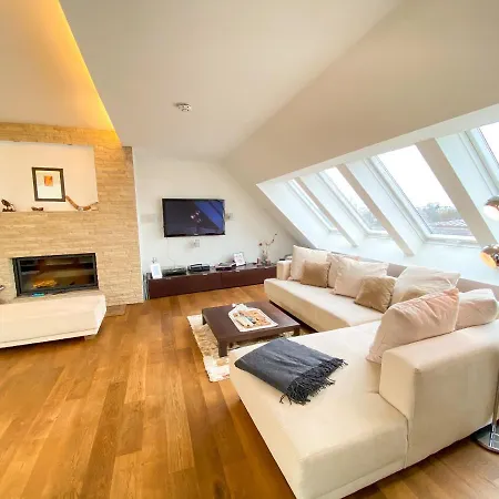 Exklusives Panorama Penthouse Im Herzen Von Munchen, Dachterasse, Kamin Apartment